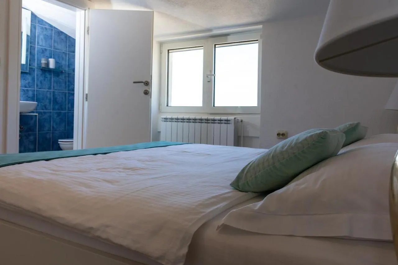 Apartment The View Split. Highlight With Roof-Top-Terrace And Pool Kastela Croatia
